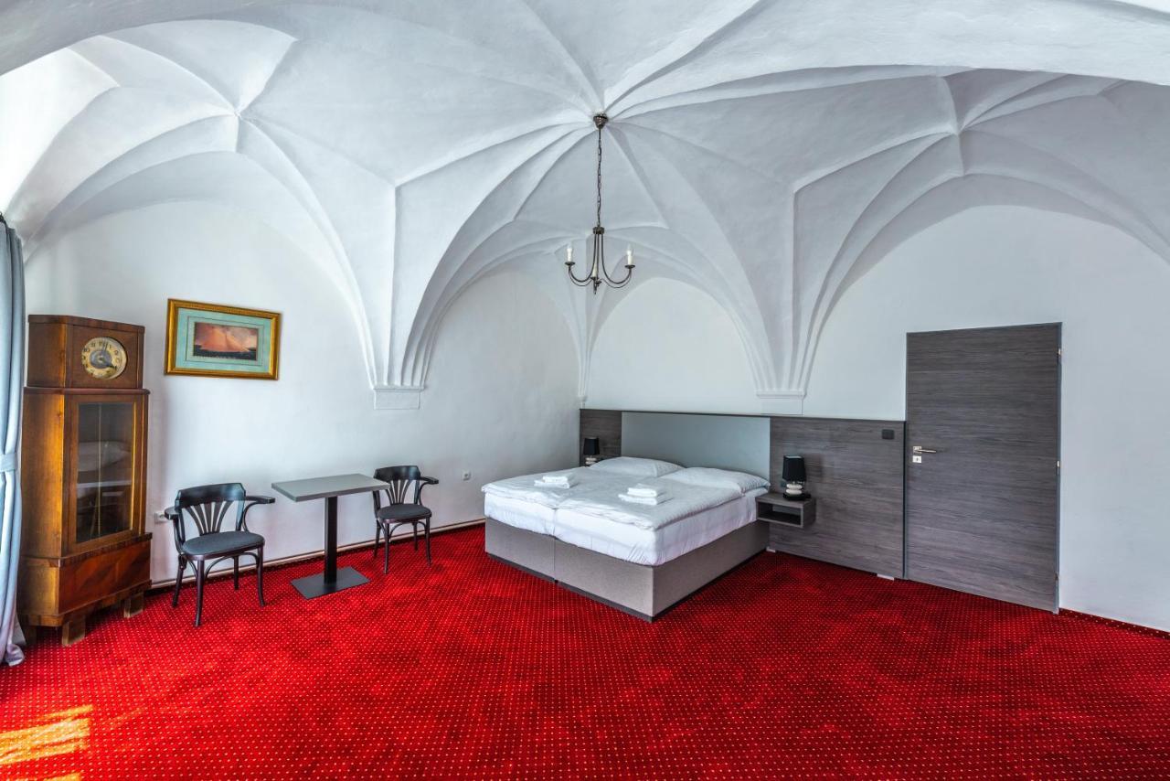 Hotel Třebovská restaurace Moravská Třebová Exterior foto